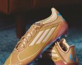 Adidas-MessiBad1