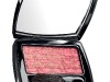 3. Need for Tweed: The celebrated tweed fabric from Chanel has now inspired a blush duo that will keep you looking cheery and polished. Two contrasting colours help to collectively create a radiant glow on your cheeks.