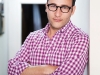 author and acclaimed leadership expert simon sinek